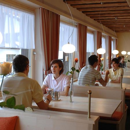 Hotel Buenda Davos Ngoại thất bức ảnh