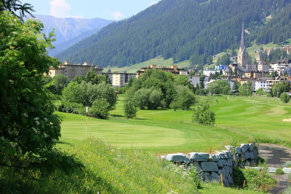 Hotel Buenda Davos Ngoại thất bức ảnh